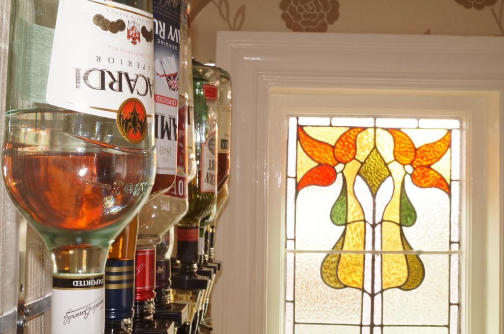 The Beechcliffe - Over 35's Only Гостевой дом 3*