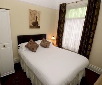 The Beechcliffe - Over 35's Only Гостевой дом Блэкпул