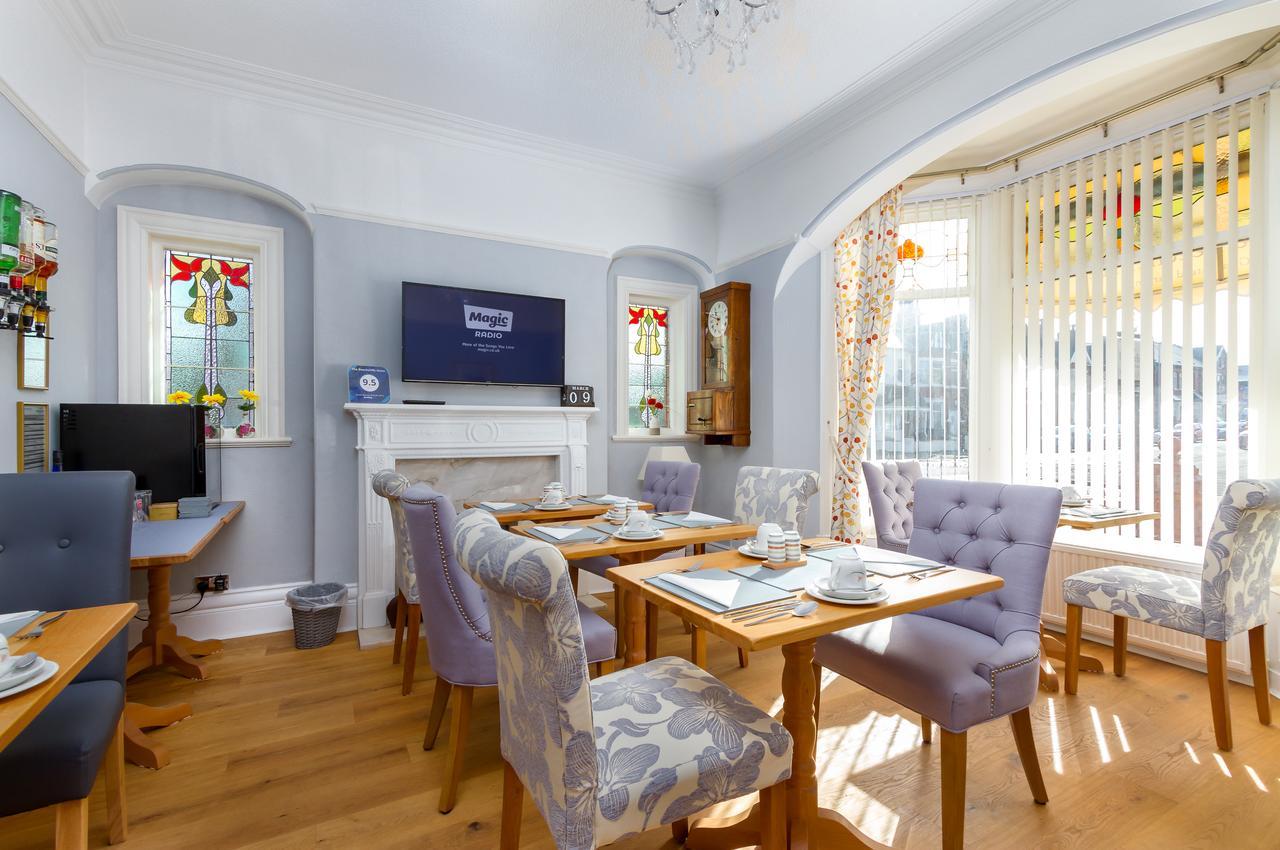 The Beechcliffe - Over 35's Only Гостевой дом 3*